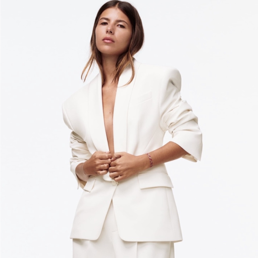 NWT ZARA SHOULDER PAD BLAZER